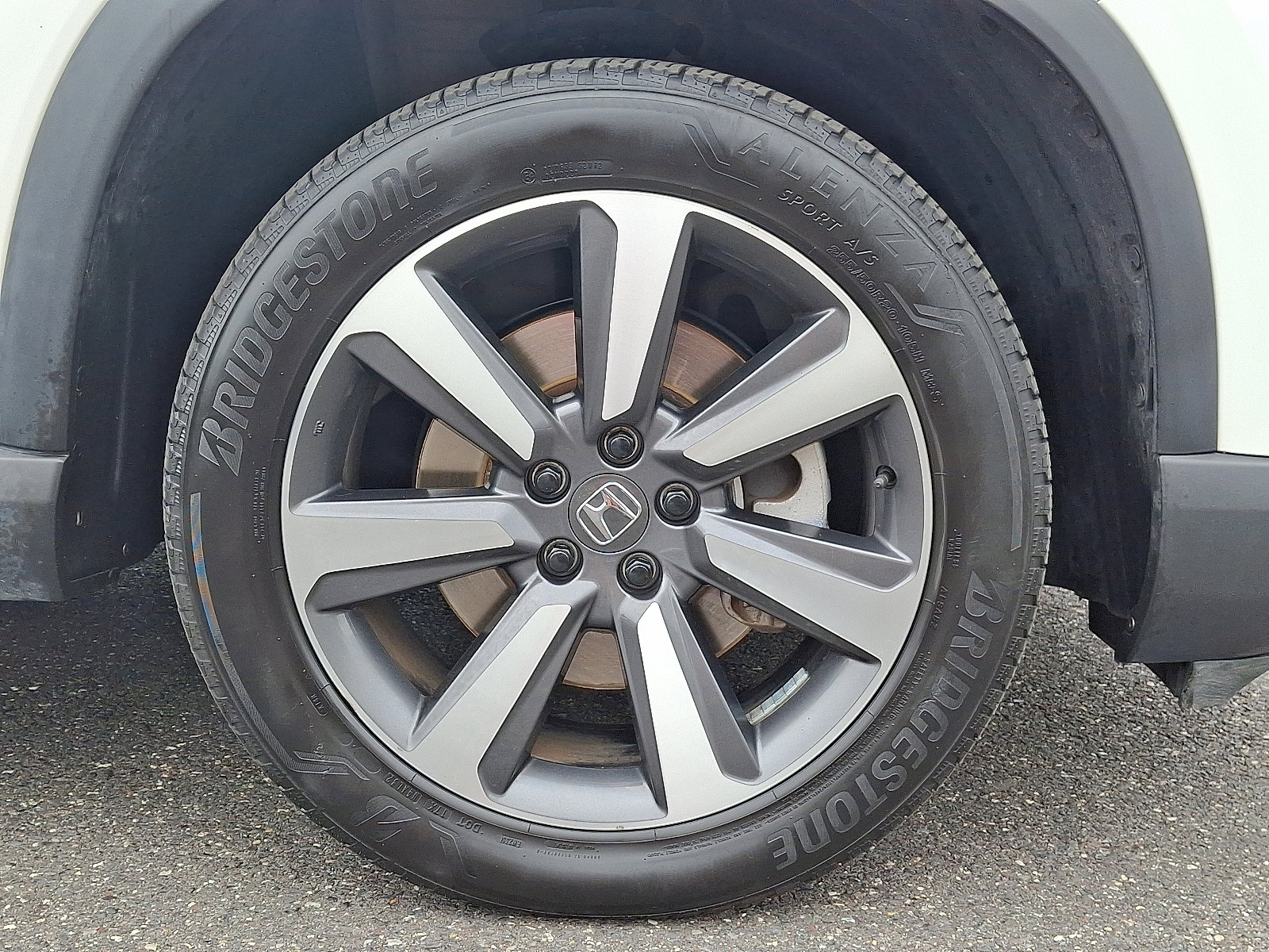 2023 Honda Pilot Touring photo 7