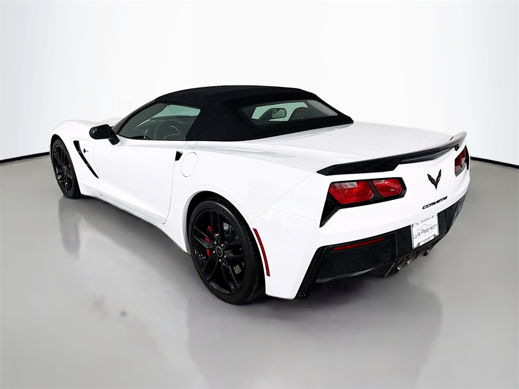 2015 Chevrolet Corvette Stingray Z51 3LT photo 3