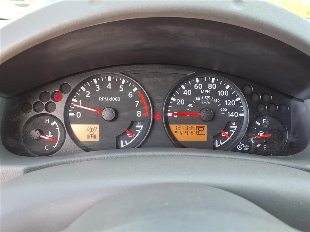 2014 Nissan Frontier SV photo 23