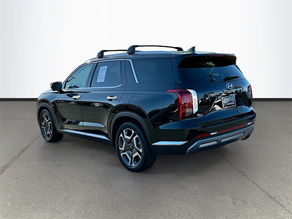 2023 Hyundai Palisade Limited photo 4