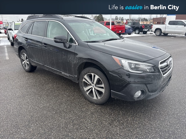 2018 Subaru Outback Limited's photo