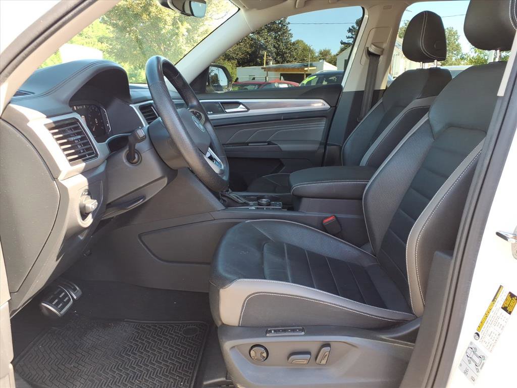 2021 Volkswagen Atlas V6 SEL Premium R-Line photo 2