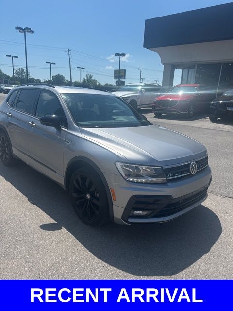 2021 Volkswagen Tiguan SE R-Line Black photo 2