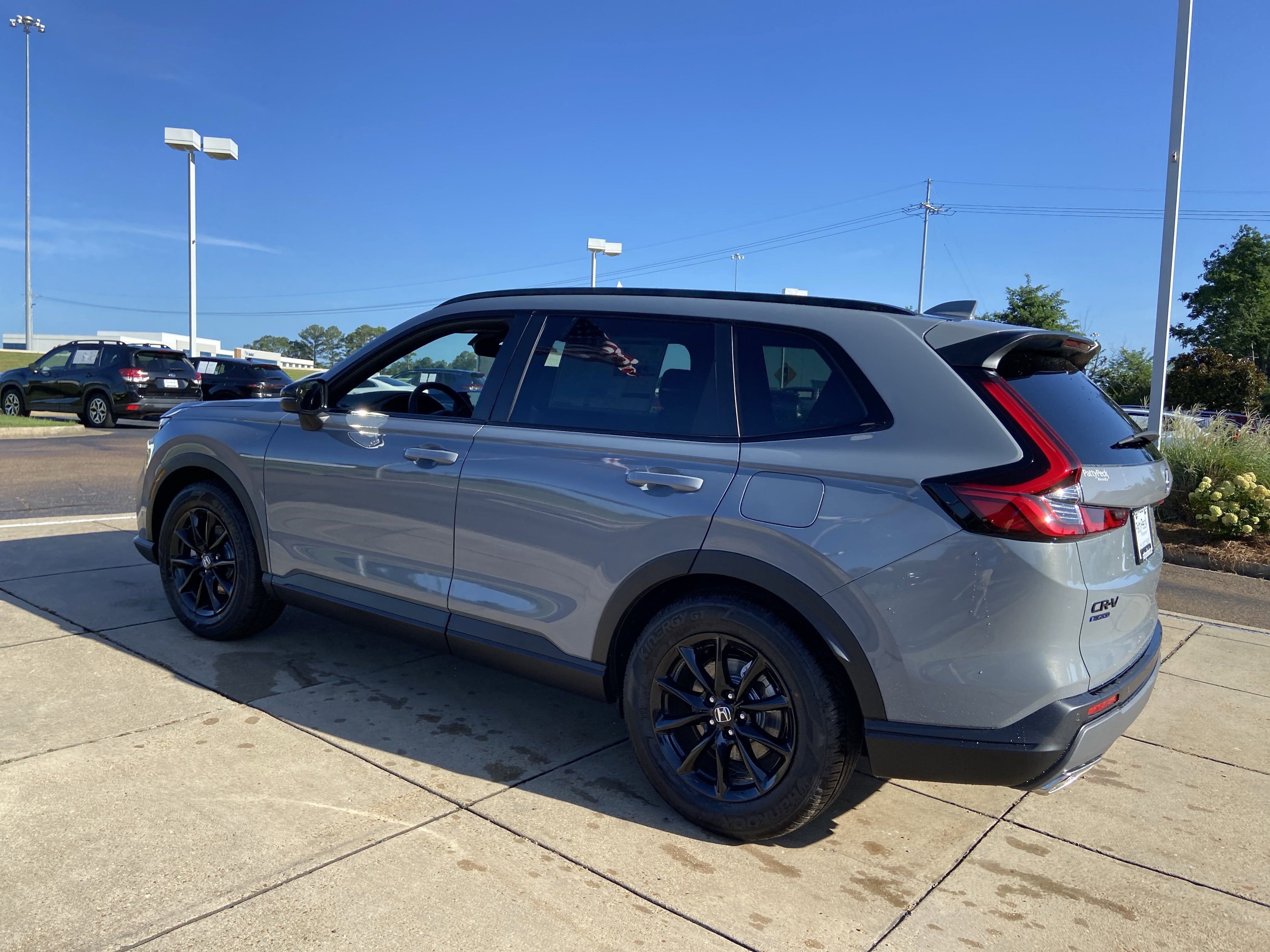 2026 Honda CR-V Hybrid Sport-L photo 2