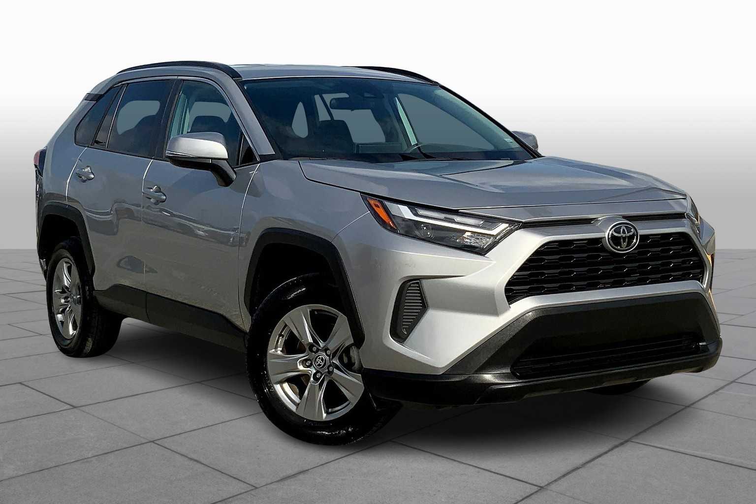 Used 2024 Toyota RAV4 XLE with VIN 2T3W1RFV3RW314264 for sale in Northfield, Minnesota