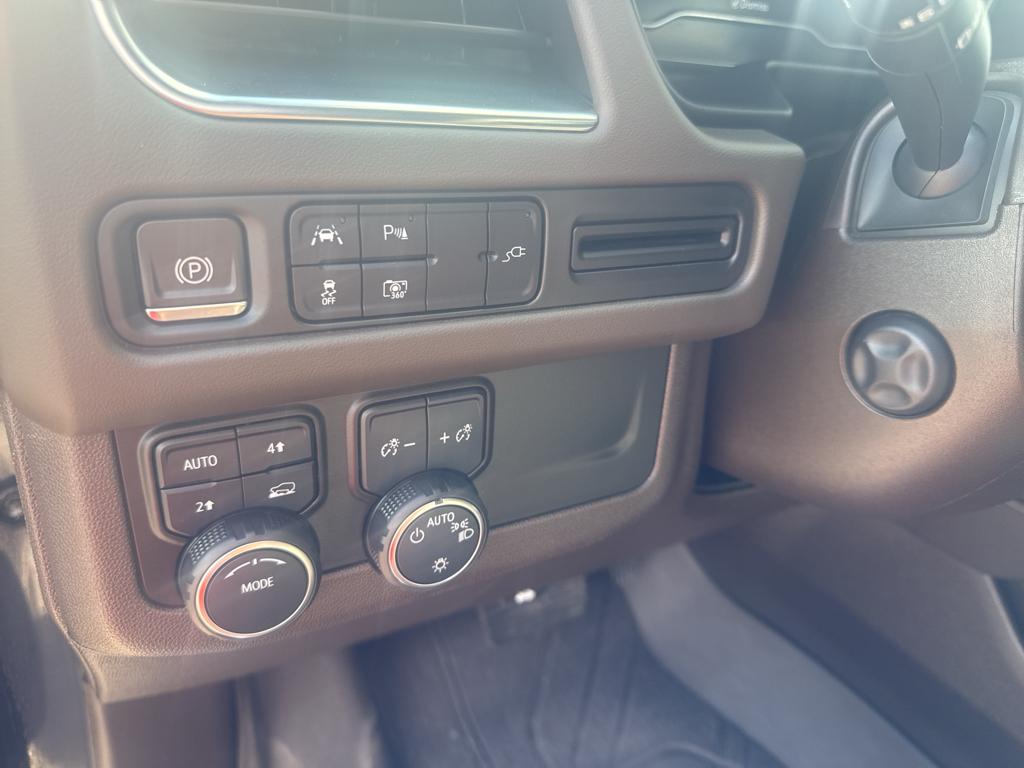 2022 Chevrolet Tahoe LT photo 21