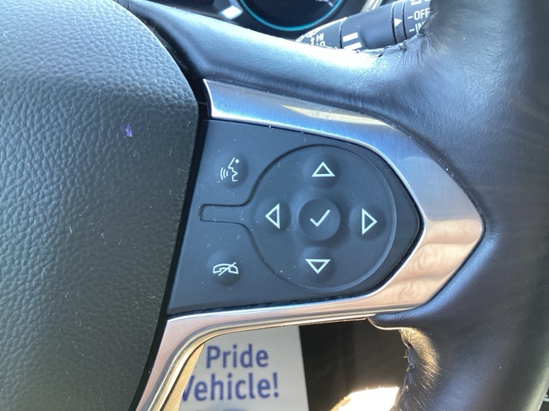 2022 Chevrolet Traverse Cloth photo 25