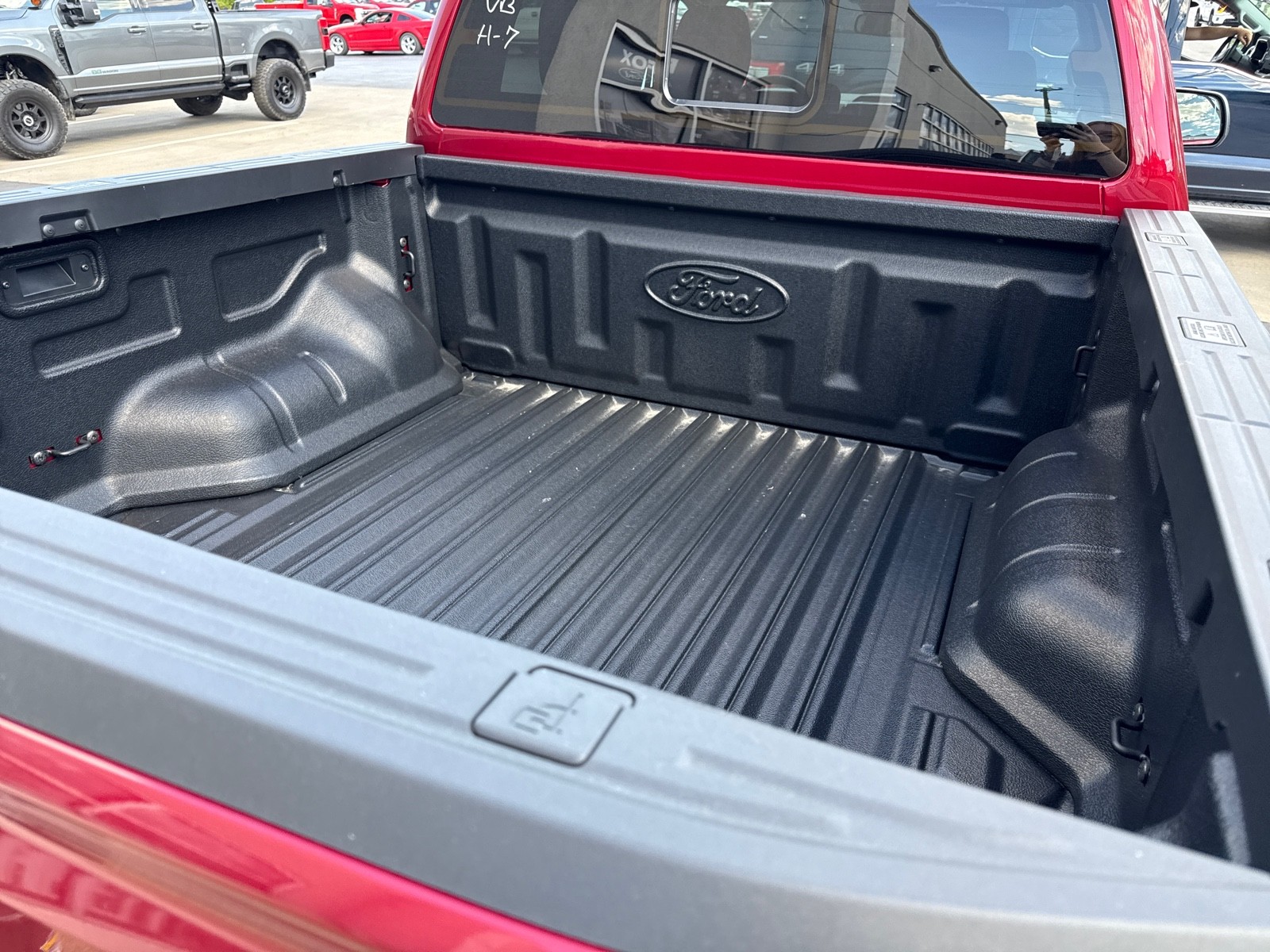 2025 Ford Ranger XLT photo 5