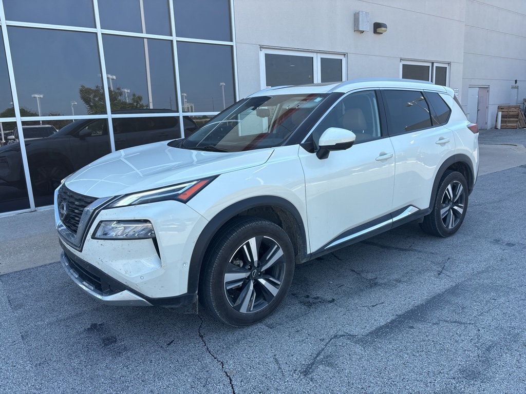 2023 Nissan Rogue Platinum photo 4