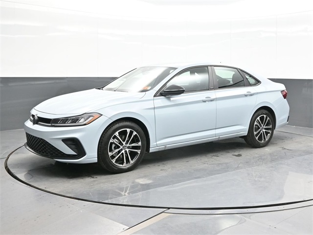 2025 Volkswagen Jetta Sport's photo