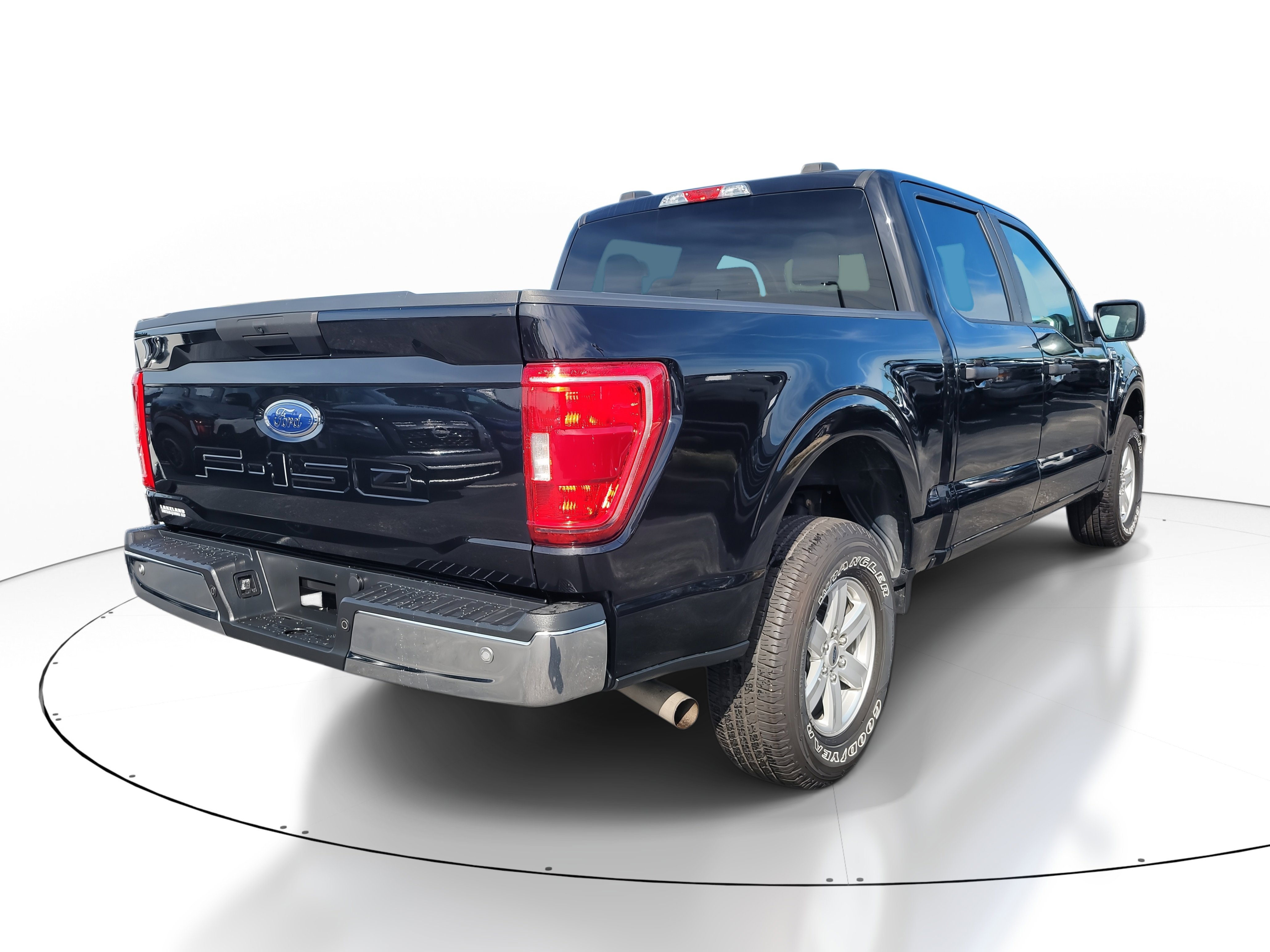 2021 Ford F-150 XLT photo 4