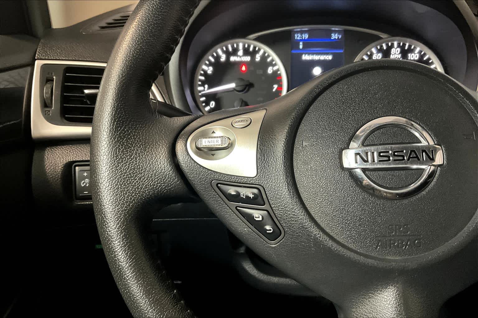 2019 Nissan Sentra SV photo 21