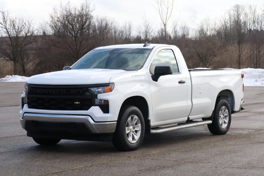 2024 Chevrolet Silverado 1500 photo 3