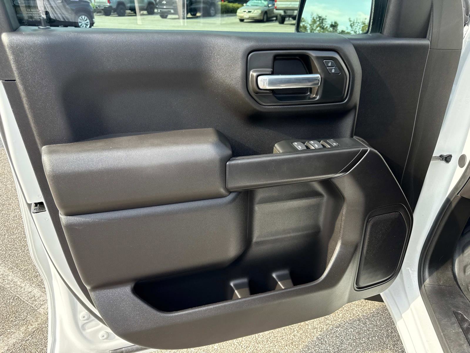 2025 Chevrolet Silverado 1500 photo 16