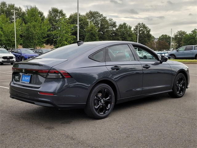 2025 Honda Accord 1.5T SE photo 2