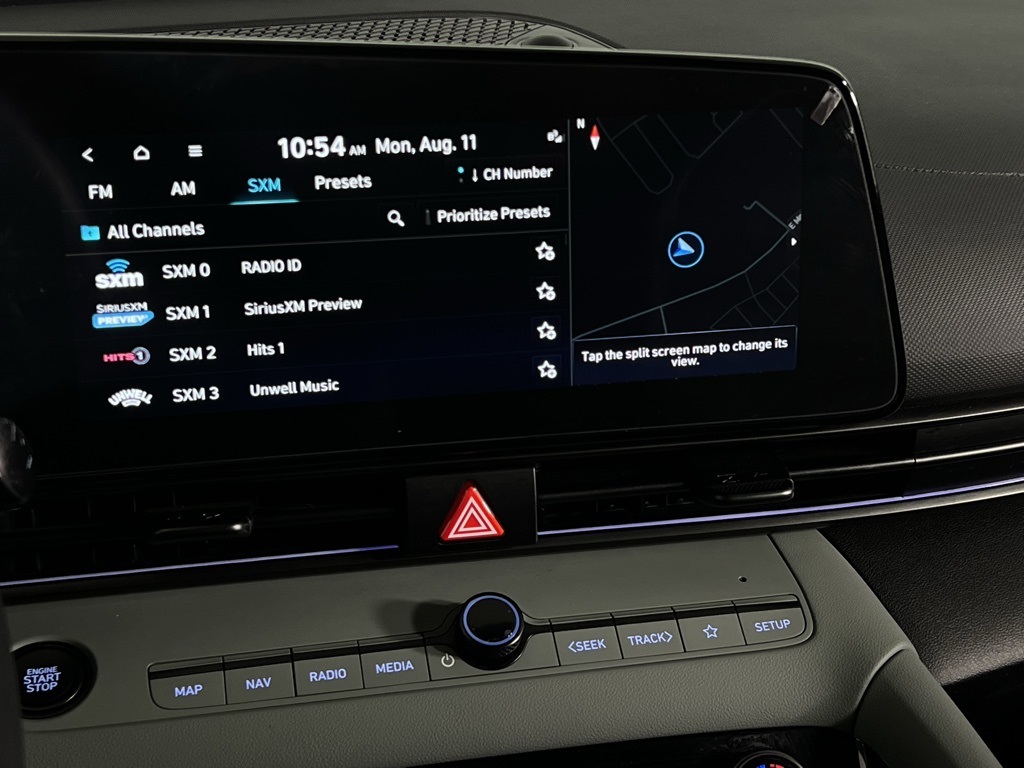 2024 Hyundai Elantra Hybrid Limited photo 15