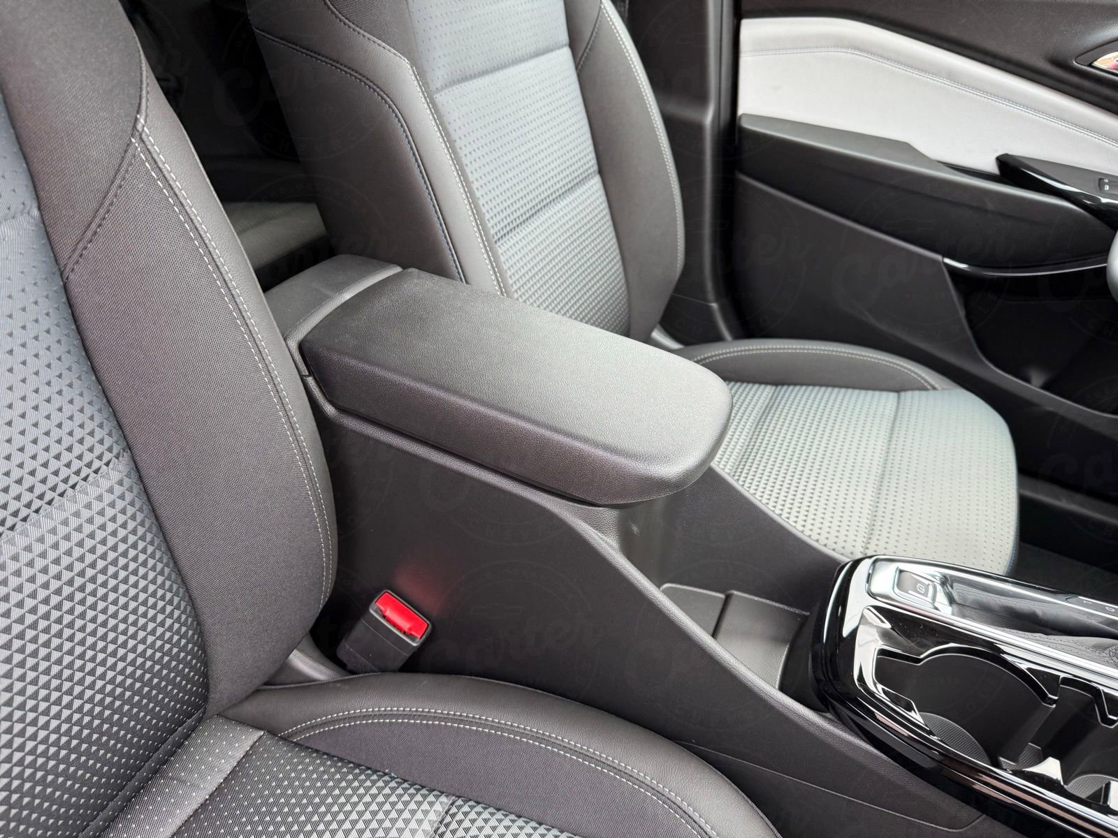 2025 Chevrolet Trax LT photo 23