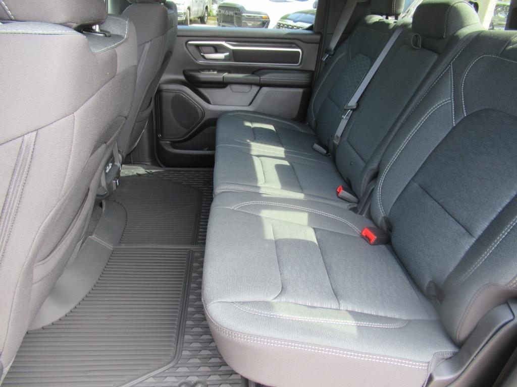 2025 Ram 1500 Big Horn Lone Star photo 26