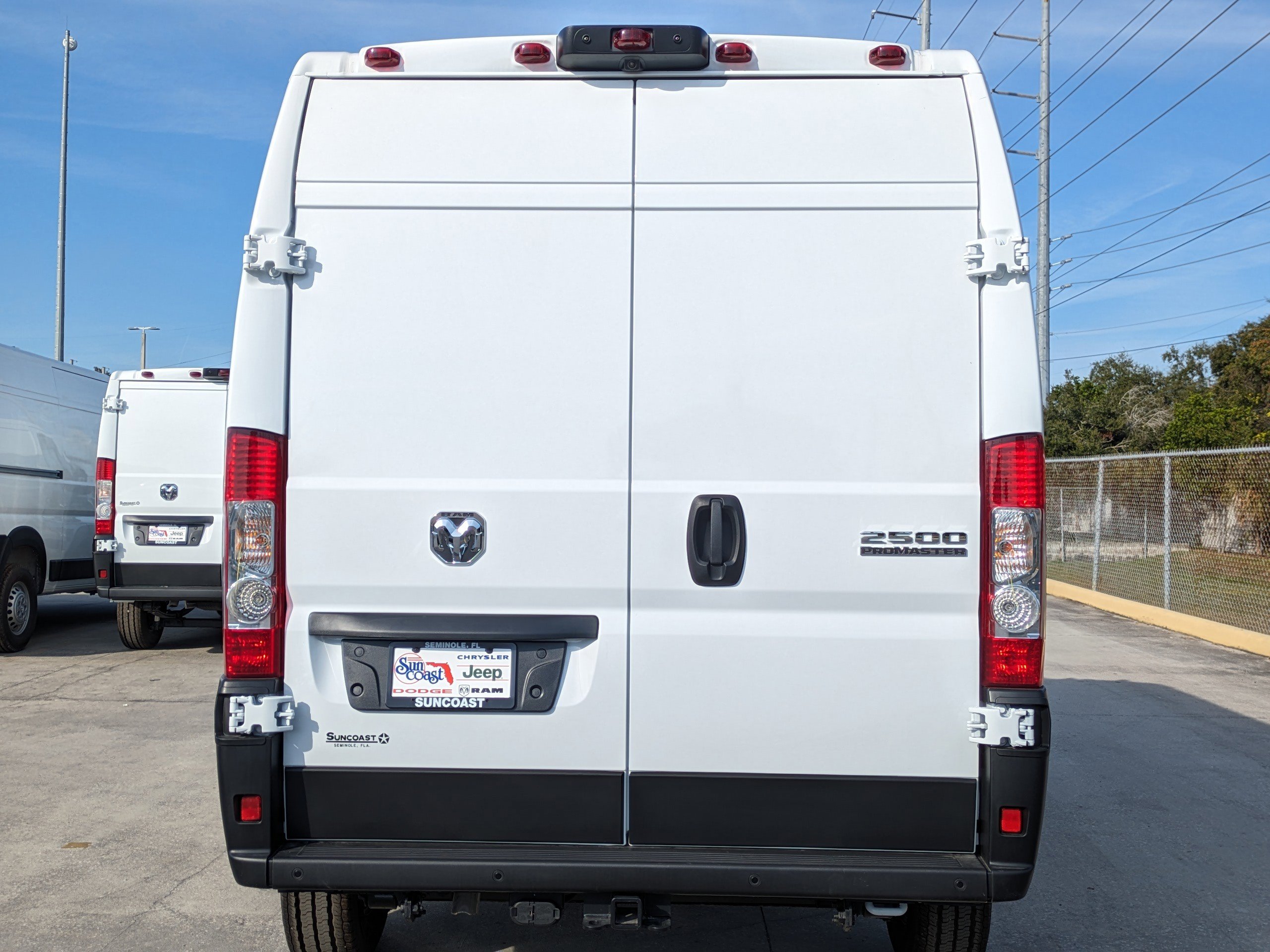 2026 Ram ProMaster 2500 photo 2