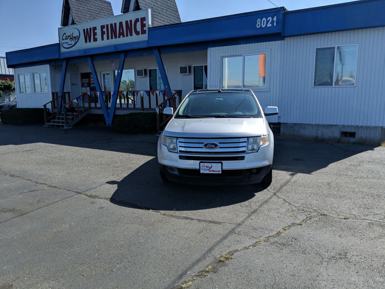Used 2010 Gray Ford LIMITED image 1