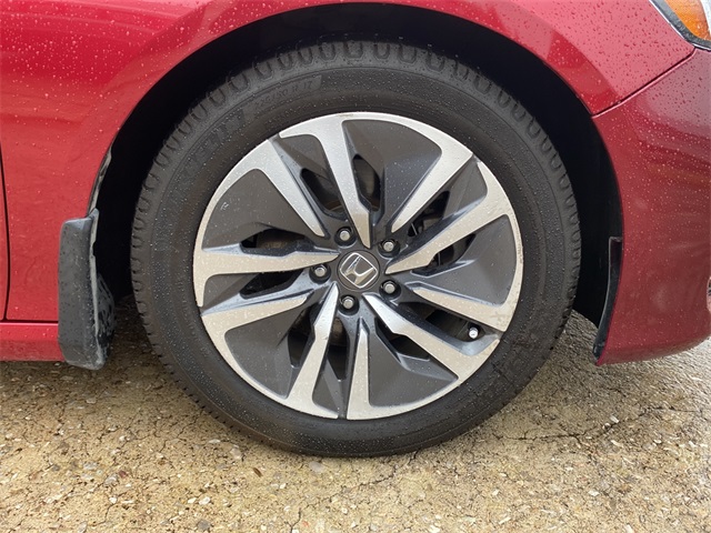 2019 Honda Accord Hybrid Touring photo 9
