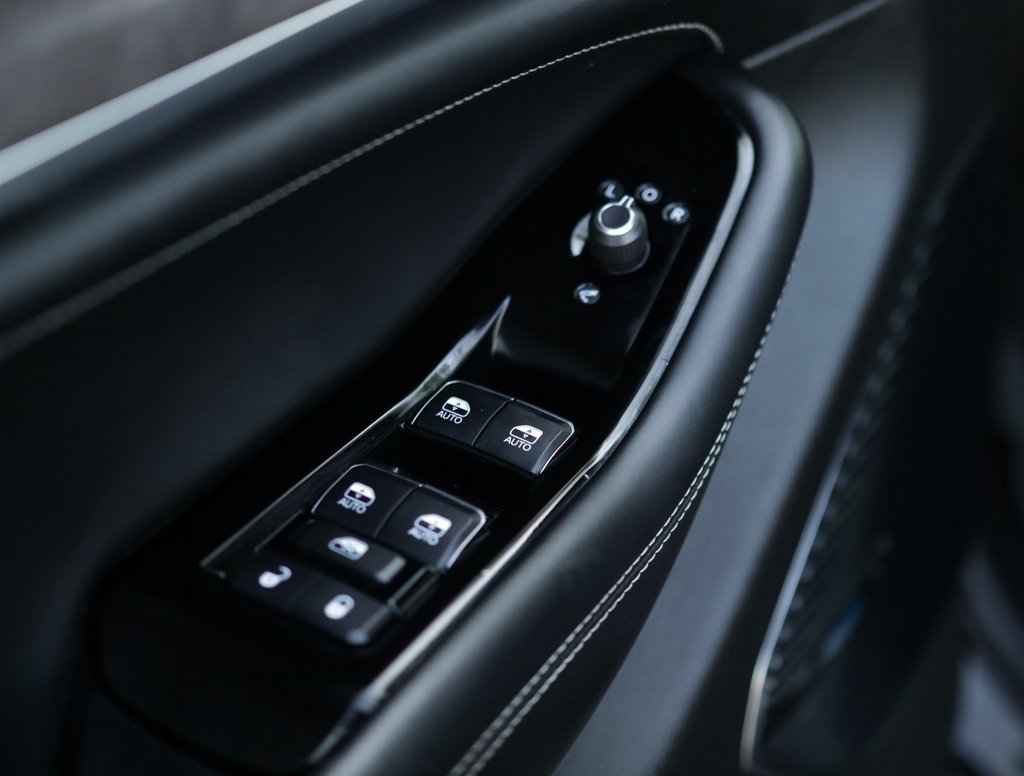 2022 Jeep Grand Cherokee Overland photo 30