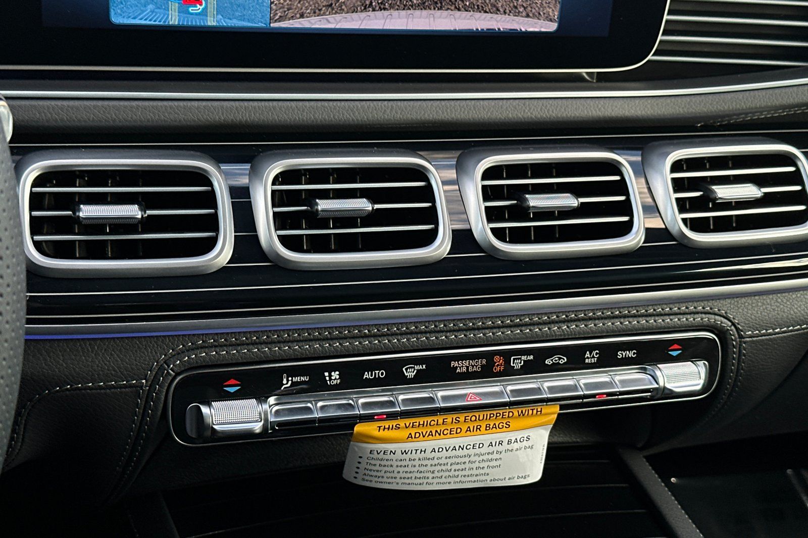 2026 Mercedes Benz GLS 580 4MATIC photo 16
