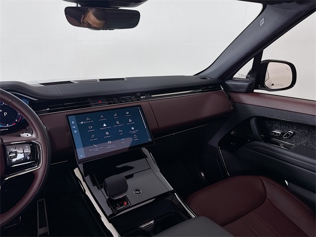 2025 Land Rover Range Rover Sport SE photo 23