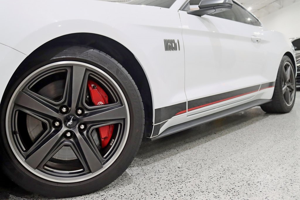 2022 Ford Mustang Mach 1 photo 4