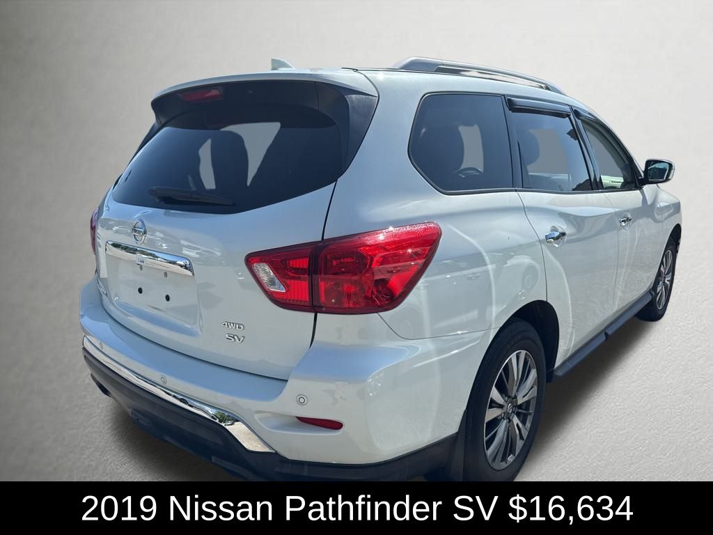 2019 Nissan Pathfinder SV photo 4