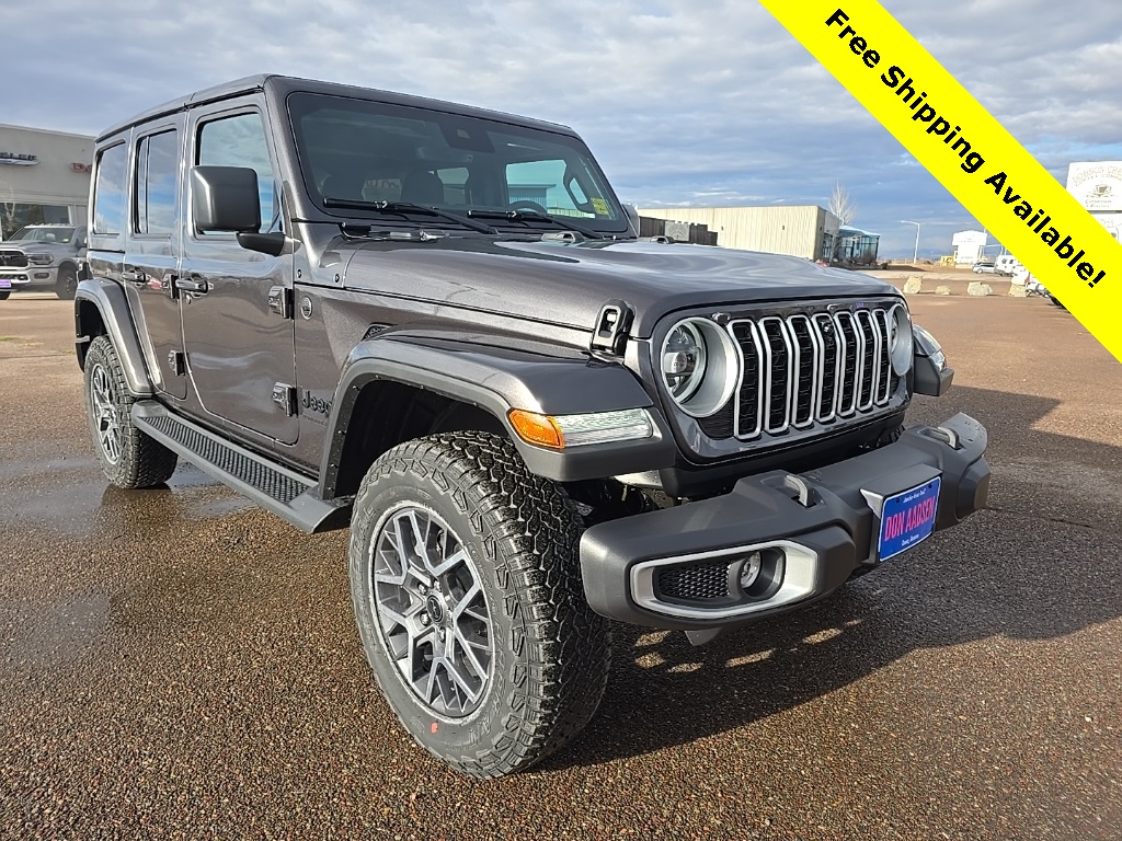 2025 Jeep Wrangler 4-Door Sahara's photo