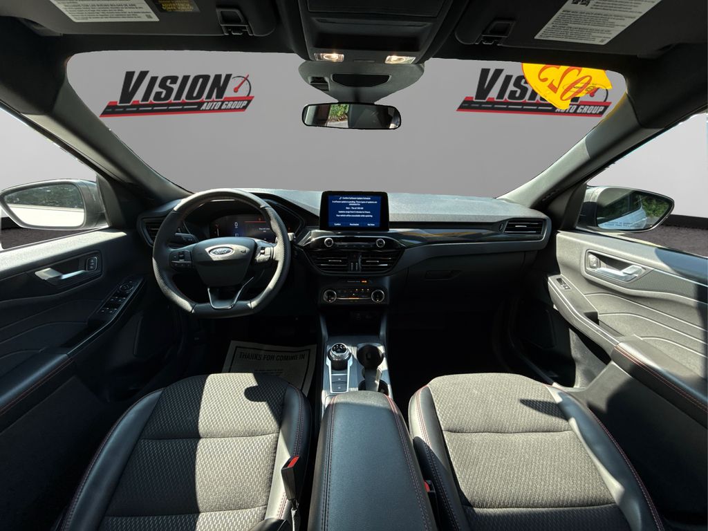 2025 Ford Escape ST-Line photo 22