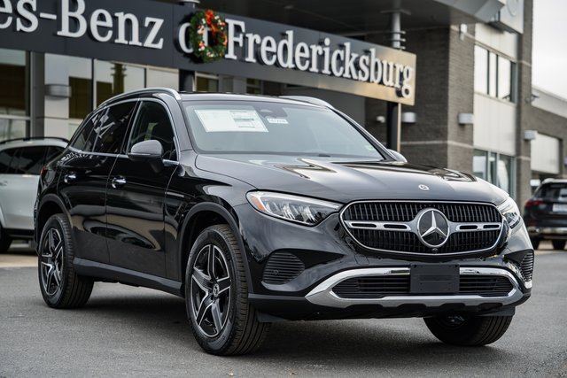 2026 Mercedes-Benz GLC Base's photo