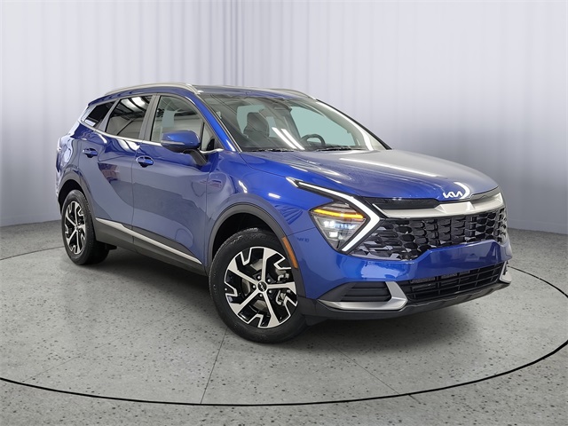 2024 Kia Sportage EX's photo