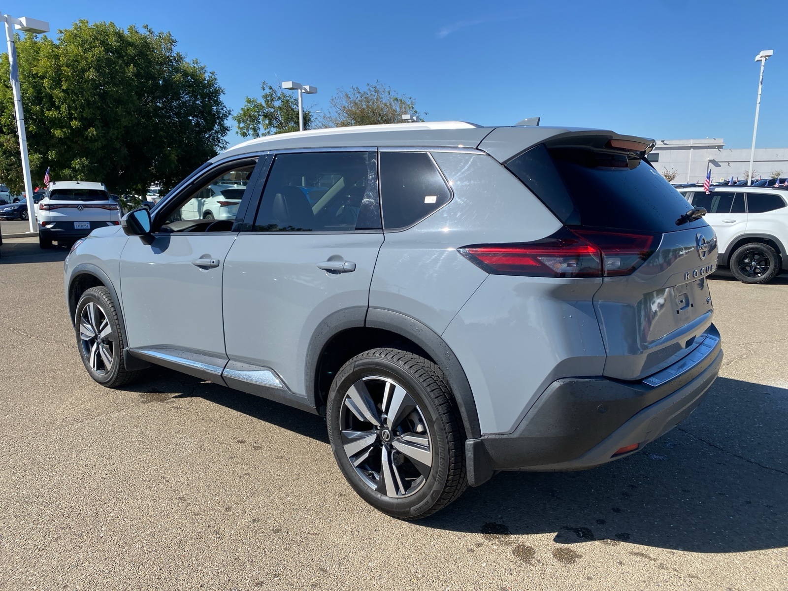 2021 Nissan Rogue SL photo 4