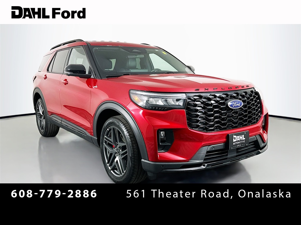 2025 Ford Explorer ST-LINE's photo