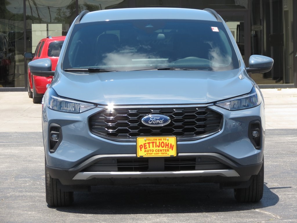 2025 Ford Escape ST-Line Select photo 2
