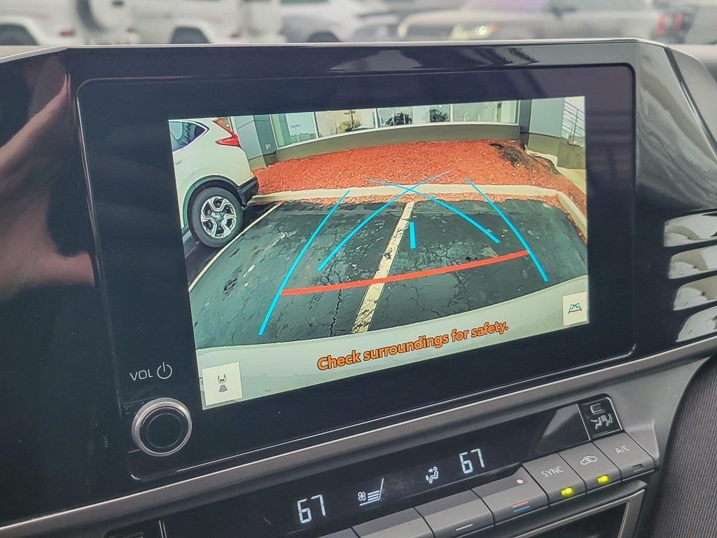 2025 TOYOTA CAMRY - Image 13