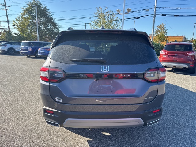 2023 Honda Pilot Elite photo 4