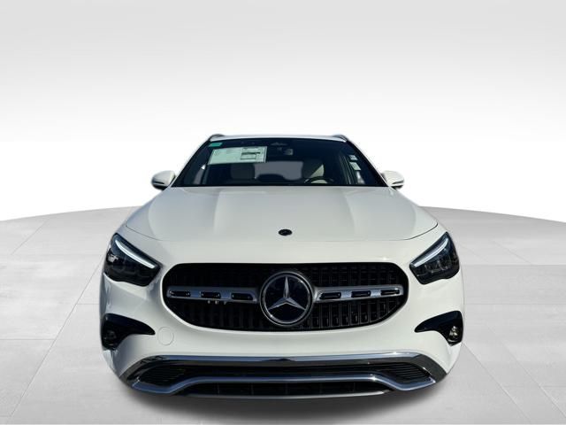 2025 Mercedes Benz GLA 250 4MATIC photo 5
