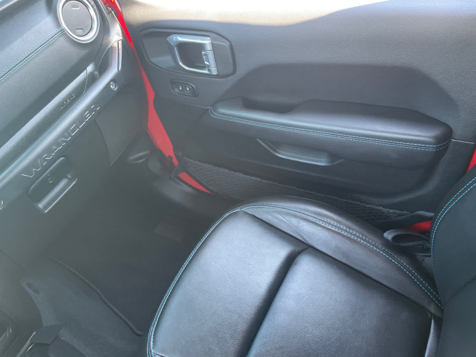 2022 Jeep Wrangler 4xe Unlimited Rubicon photo 15