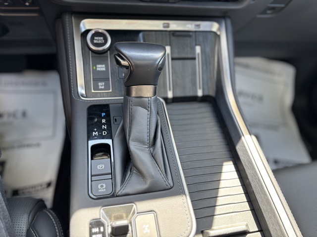 2024 Lexus GX 550 Luxury photo 22