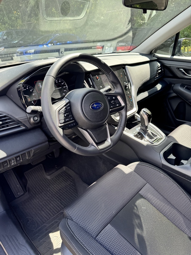 2025 Subaru Outback Premium photo 10