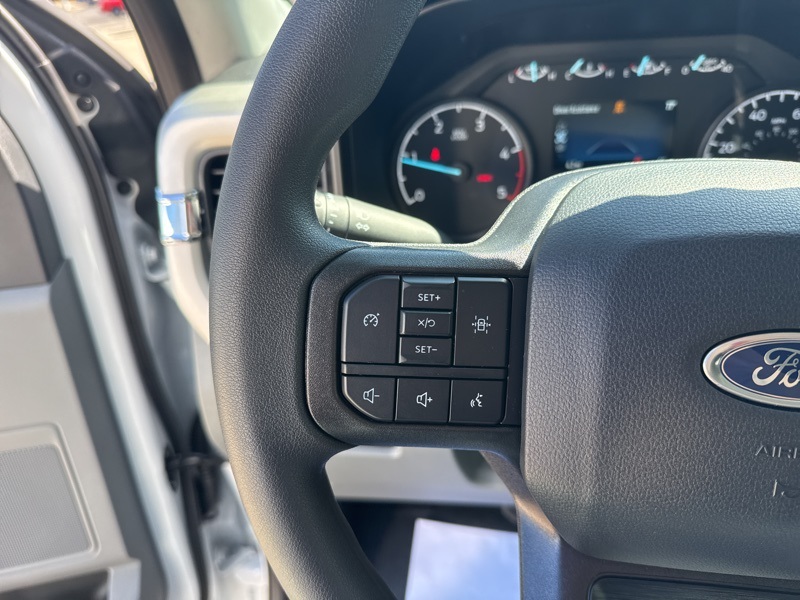 2026 Ford F-350 photo 21
