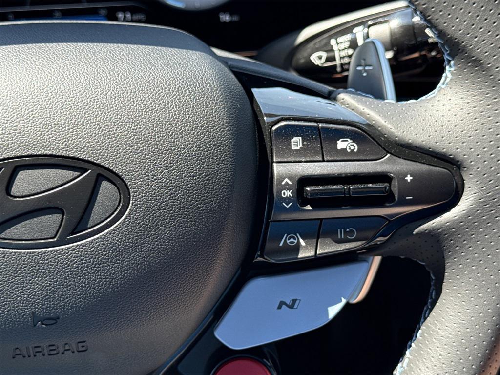 2025 Hyundai Elantra N photo 21