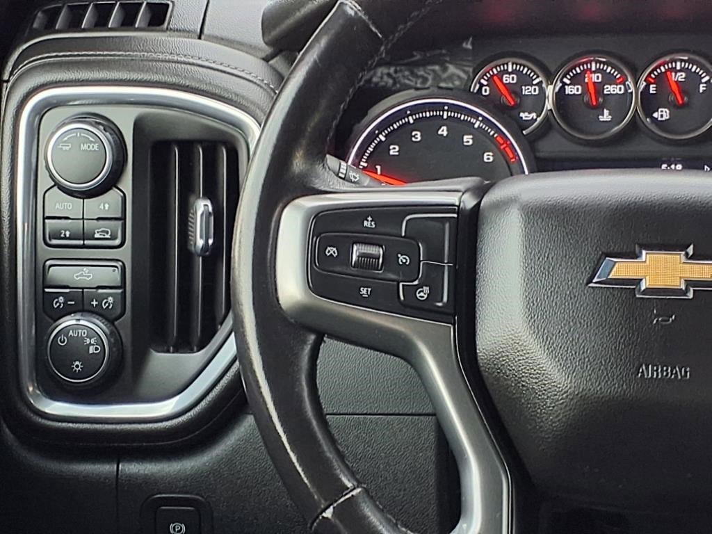 2022 Chevrolet Silverado 1500 LT photo 14