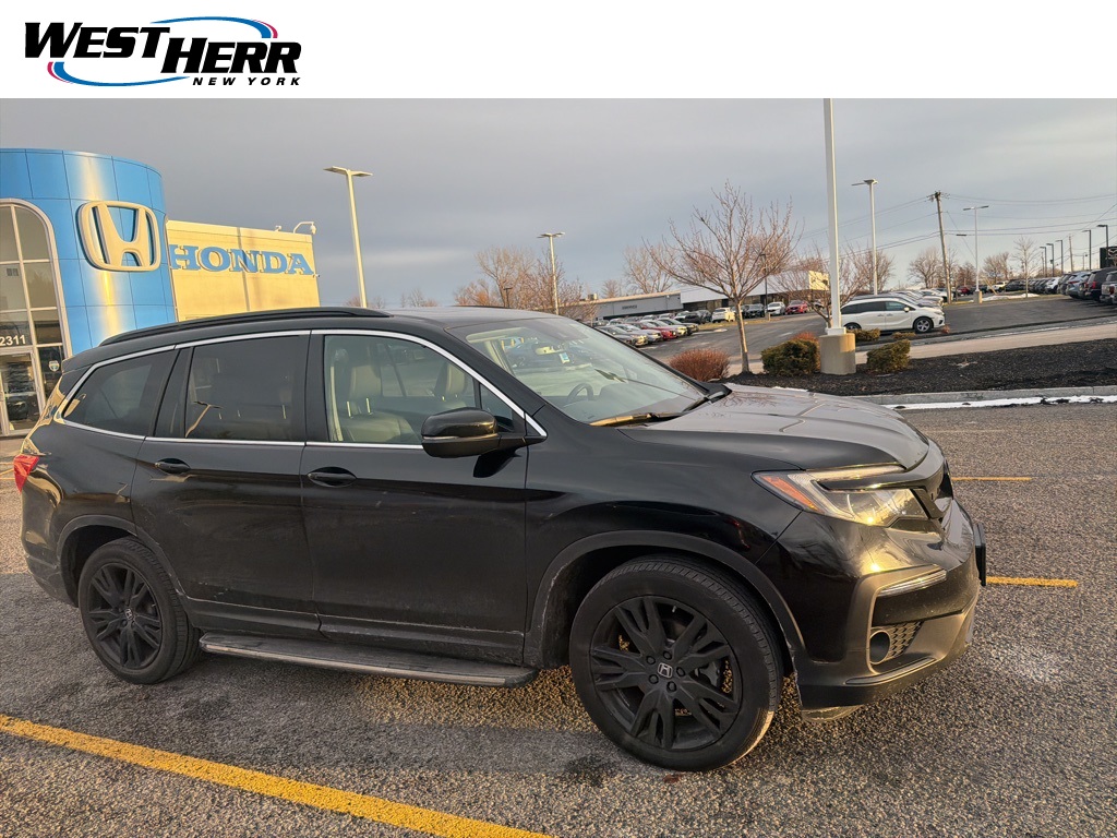 2022 Honda Pilot SE's photo