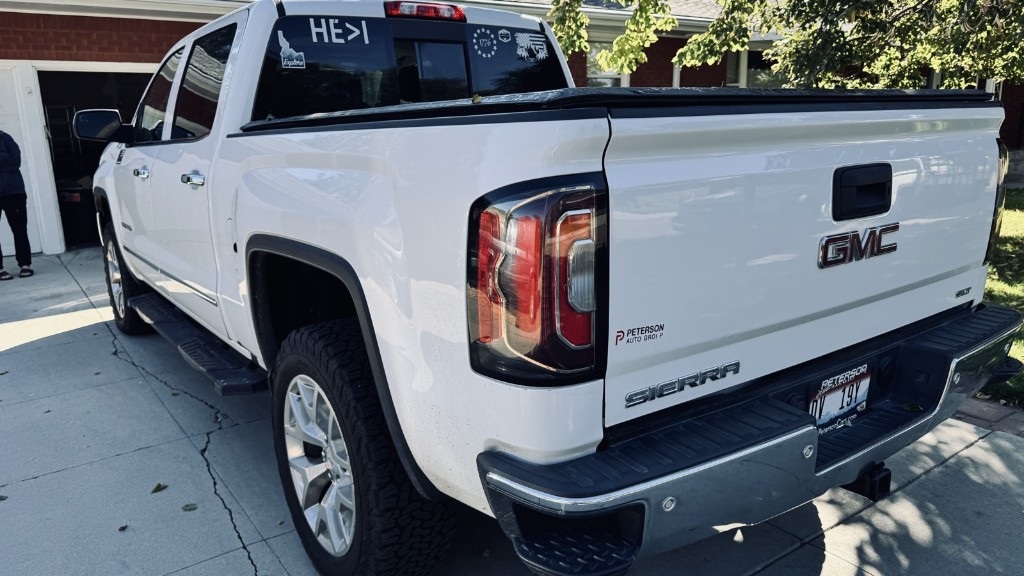 2018 Gmc Sierra 1500 SLT photo 4