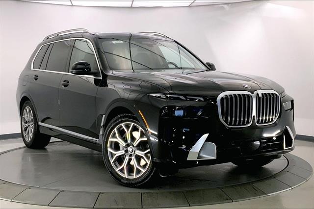 2026 BMW X7 40i's photo