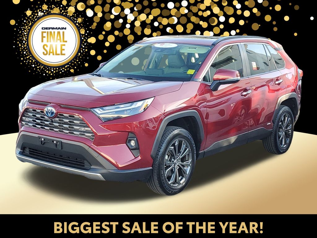 2022 Toyota RAV4 Limited's photo